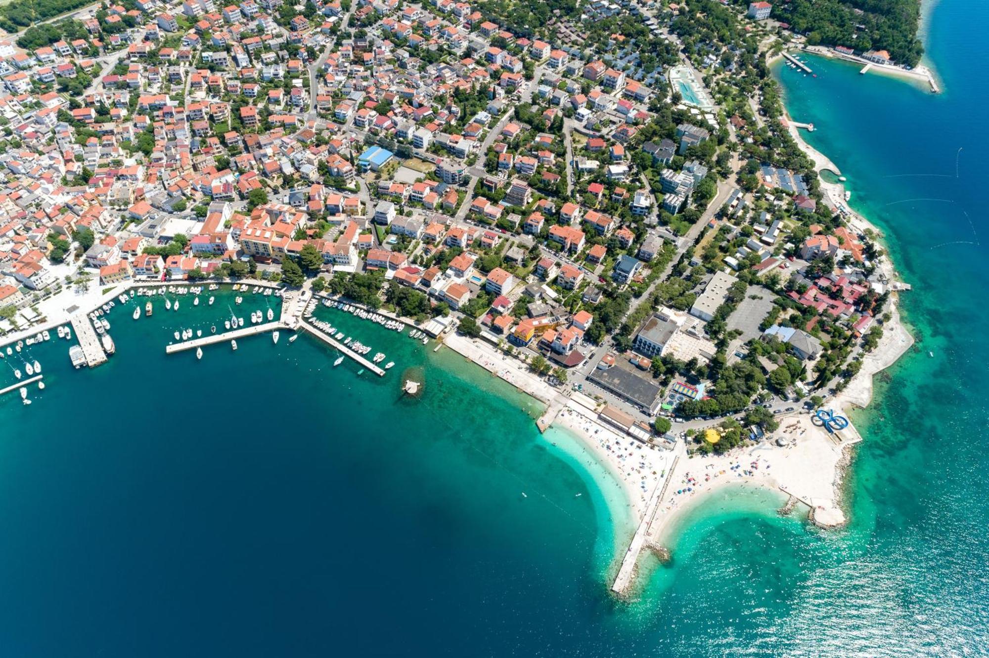 Apartments By The Sea Selce, Crikvenica - 4802 Eksteriør bilde