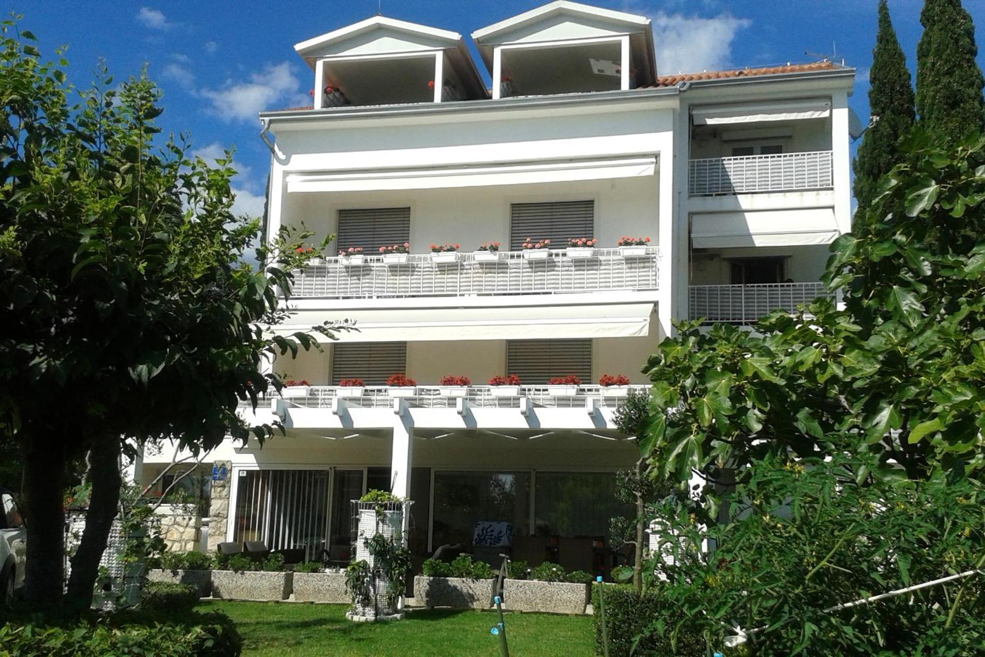 Apartments By The Sea Selce, Crikvenica - 4802 Eksteriør bilde