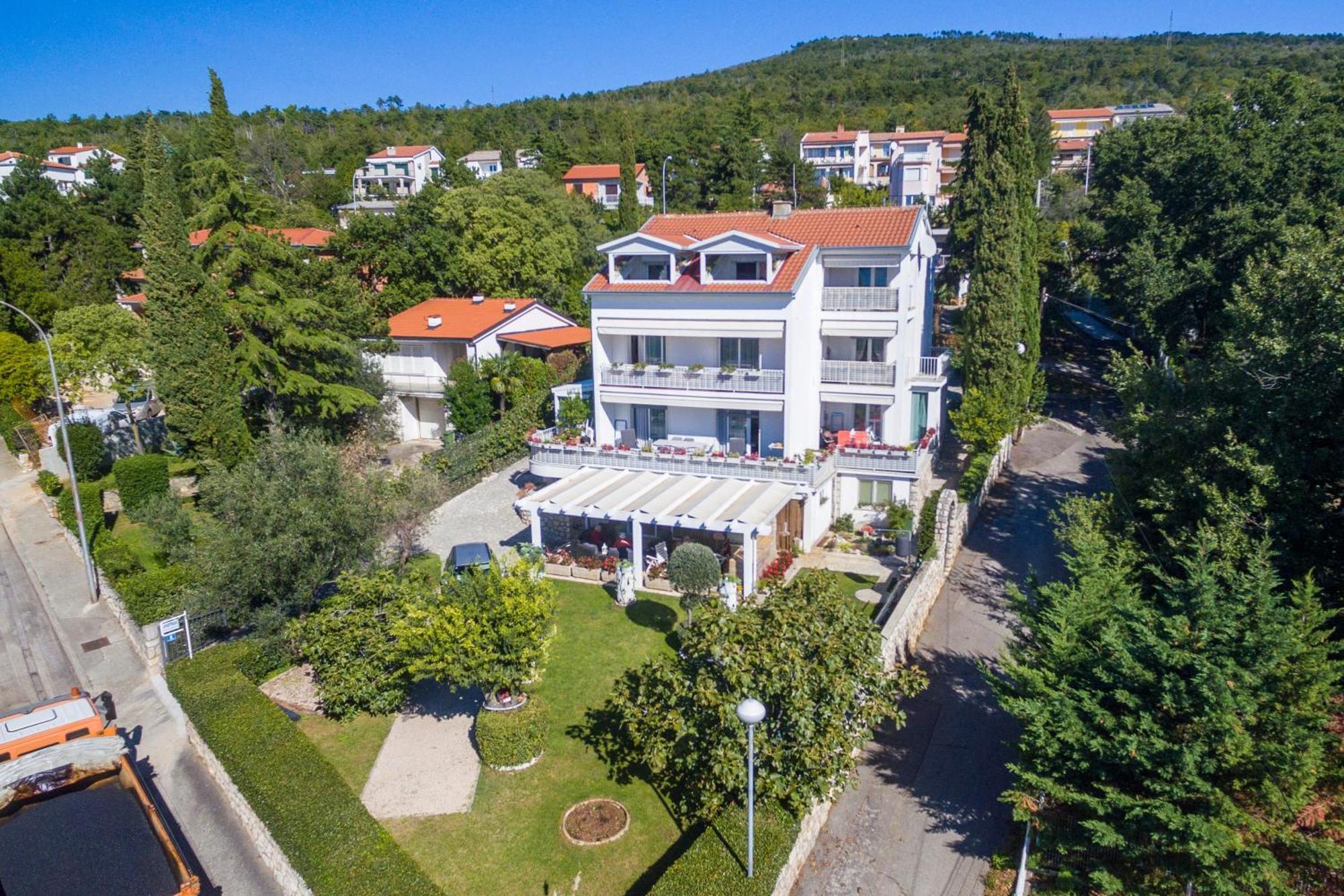 Apartments By The Sea Selce, Crikvenica - 4802 Eksteriør bilde